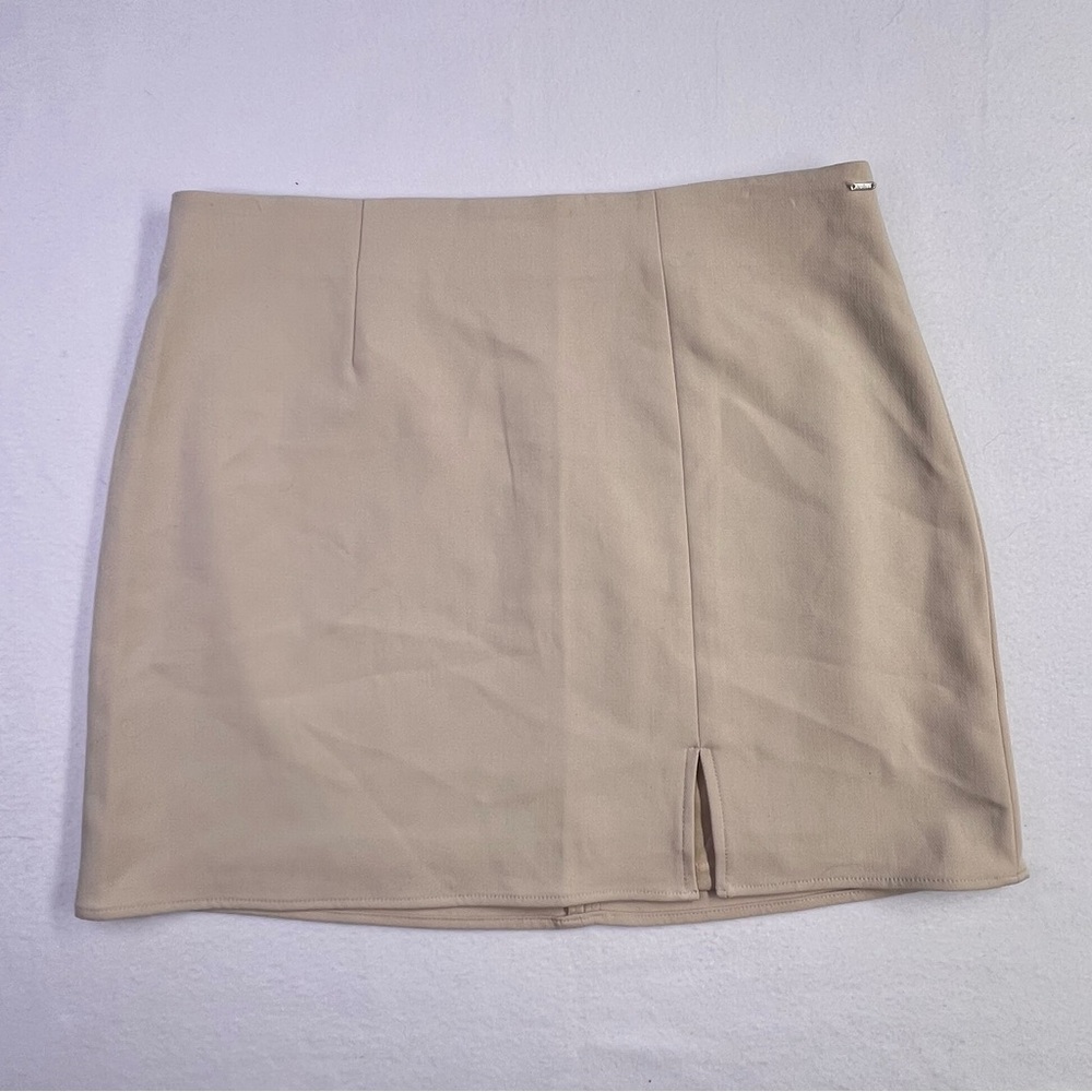 Guess Tan/Kahki Mini Skirt with Slit - Women’s - L